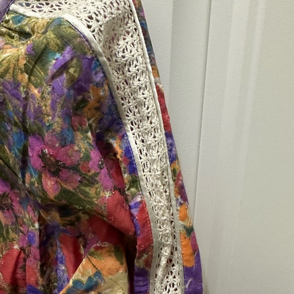 Art And Soul White and Purple Graphic 3/4 Sleeve Blouse size L - Picture 5 of 7